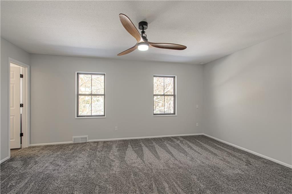 10209 Foster Street — photo 14