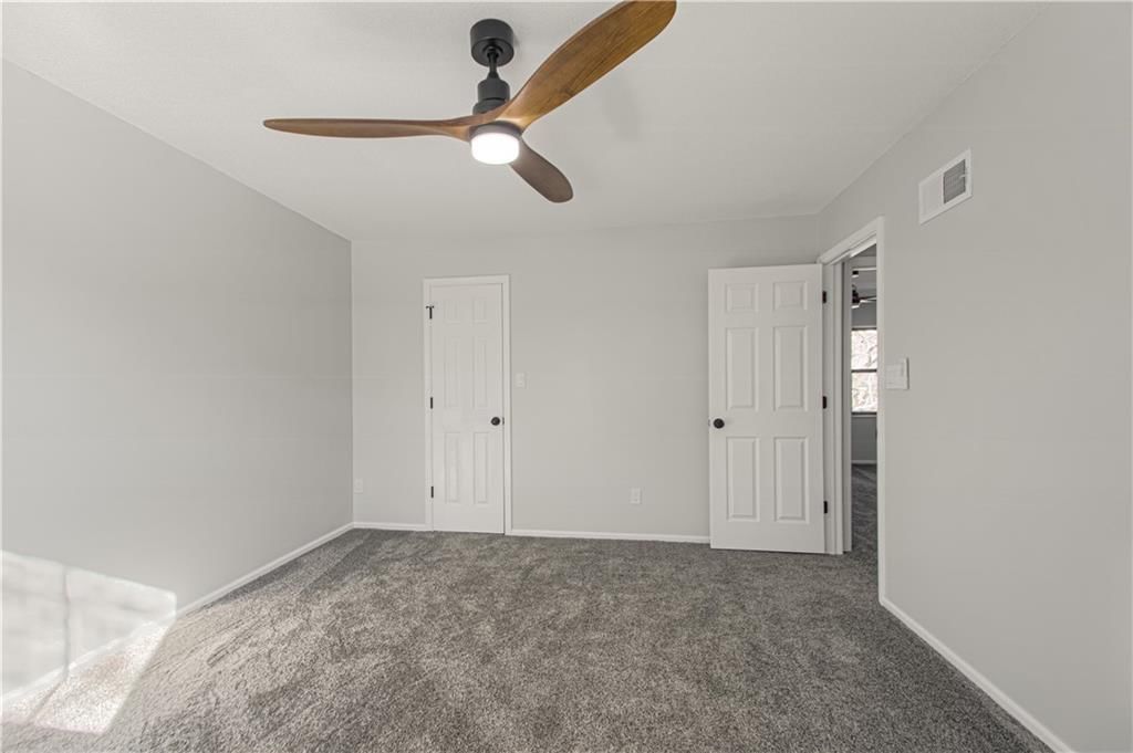 10209 Foster Street — photo 19