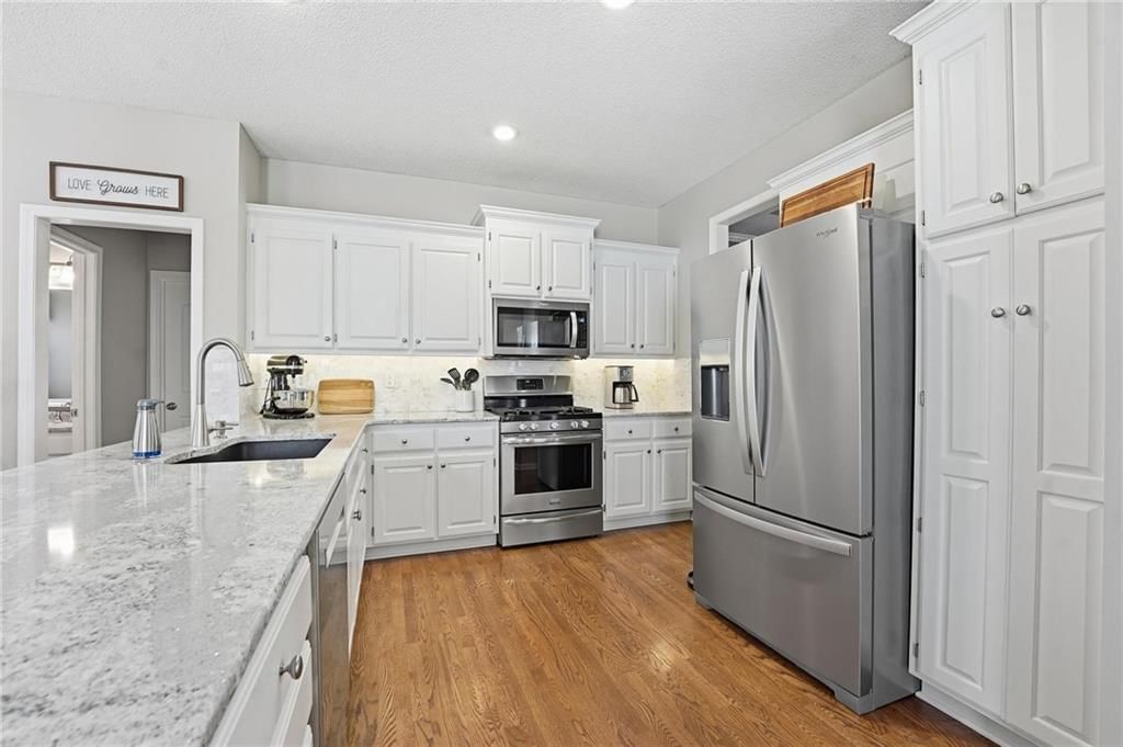 15763 W 154TH Terrace — photo 28