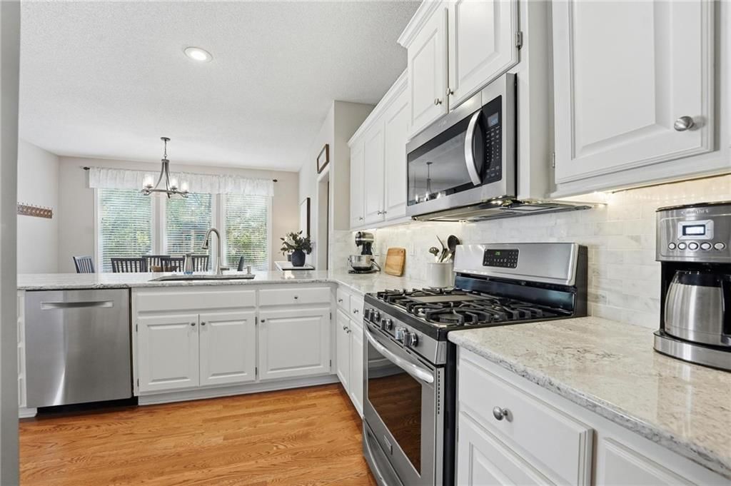15763 W 154TH Terrace — photo 29