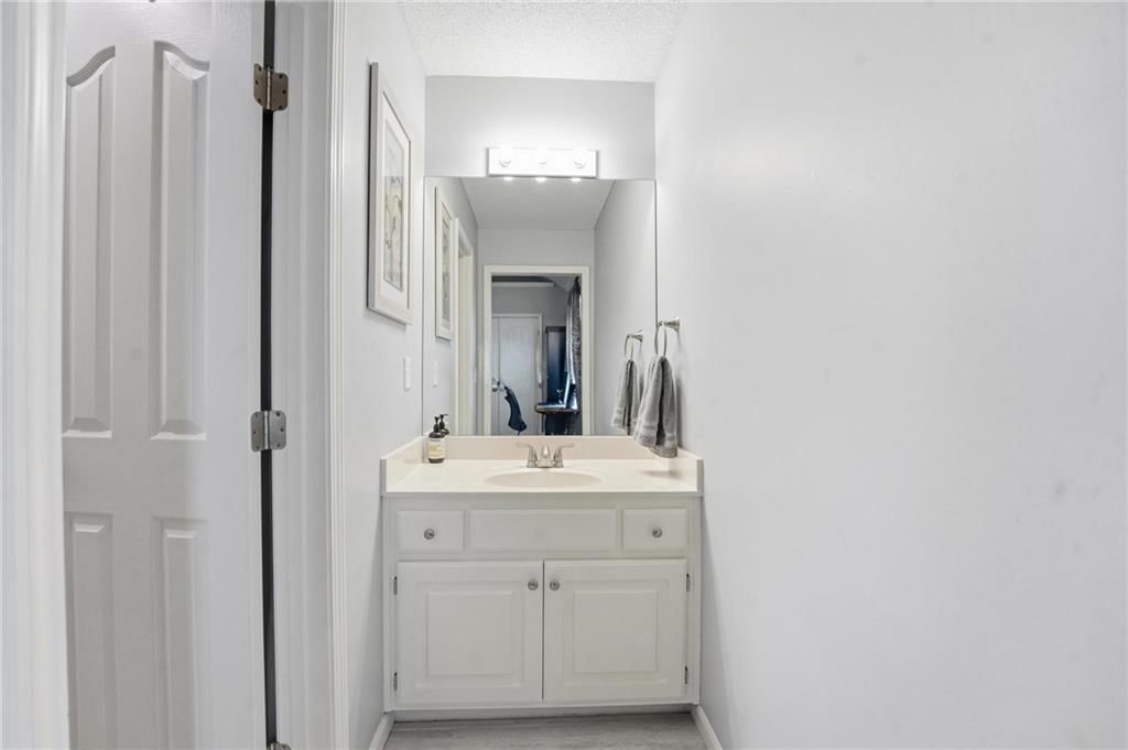 15763 W 154TH Terrace — photo 49