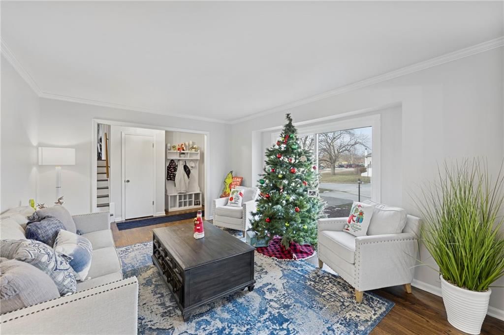 9609 Hardy Street — photo 16