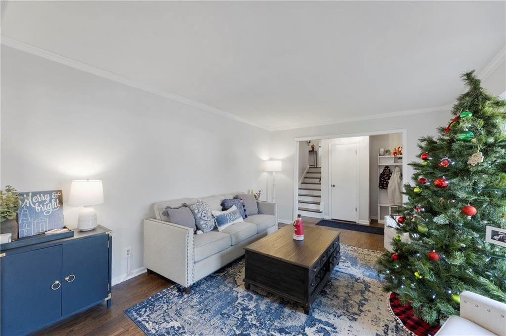 9609 Hardy Street — photo 17