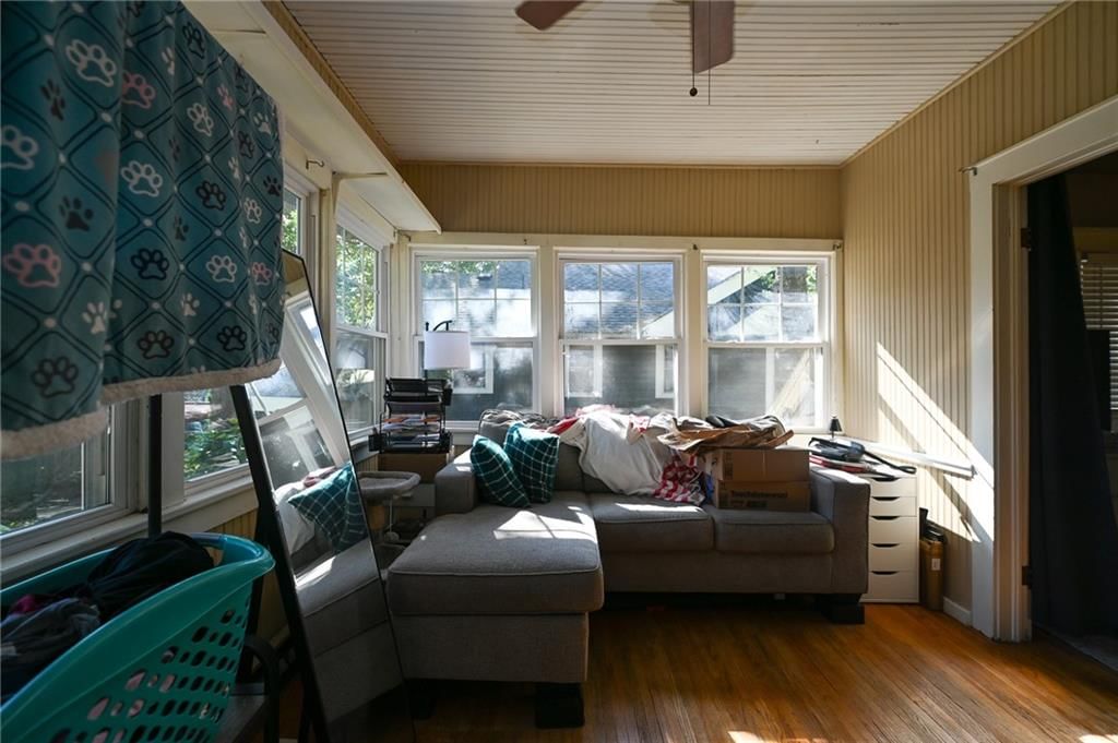 223 N Sergeant Avenue — photo 10