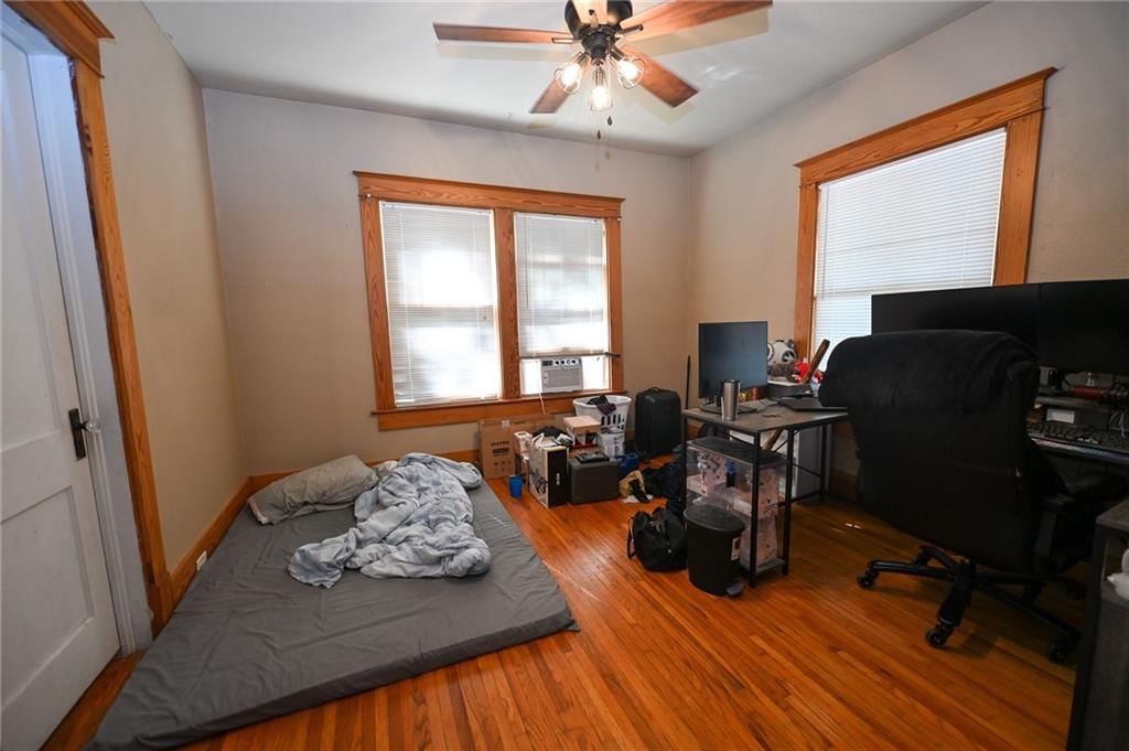 223 N Sergeant Avenue — photo 13