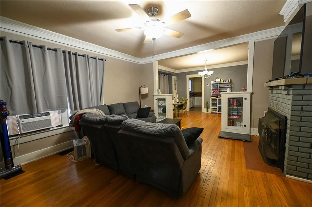 223 N Sergeant Avenue — photo 14