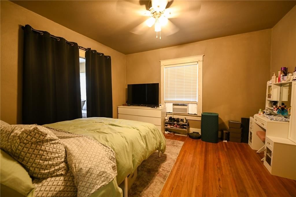 223 N Sergeant Avenue — photo 22
