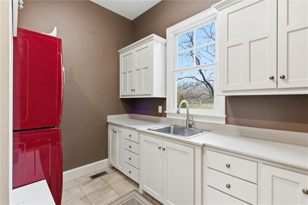 3208 W 154th Street — photo 17