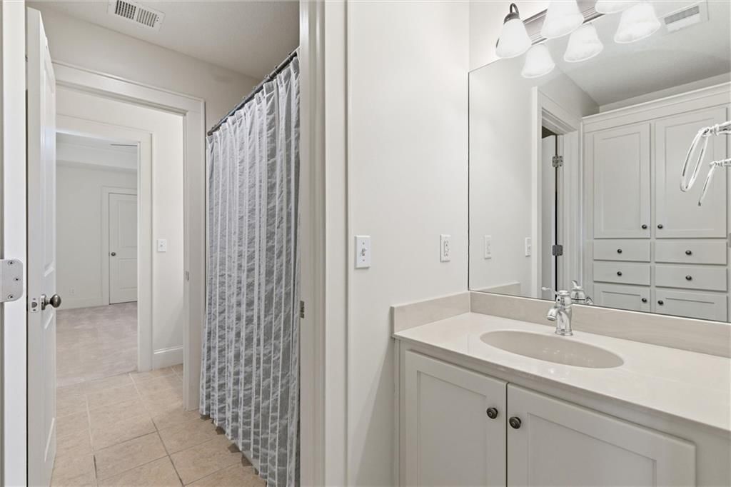 3208 W 154th Street — photo 24