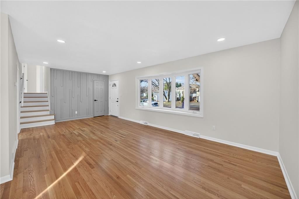 10223 Dearborn Drive — photo 8
