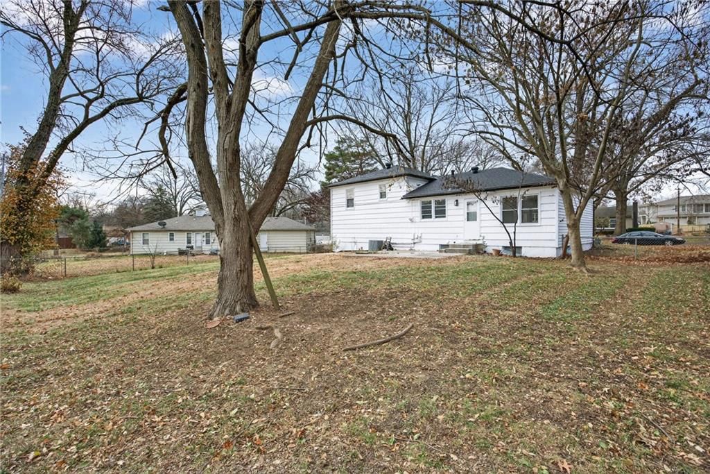 10223 Dearborn Drive — photo 30