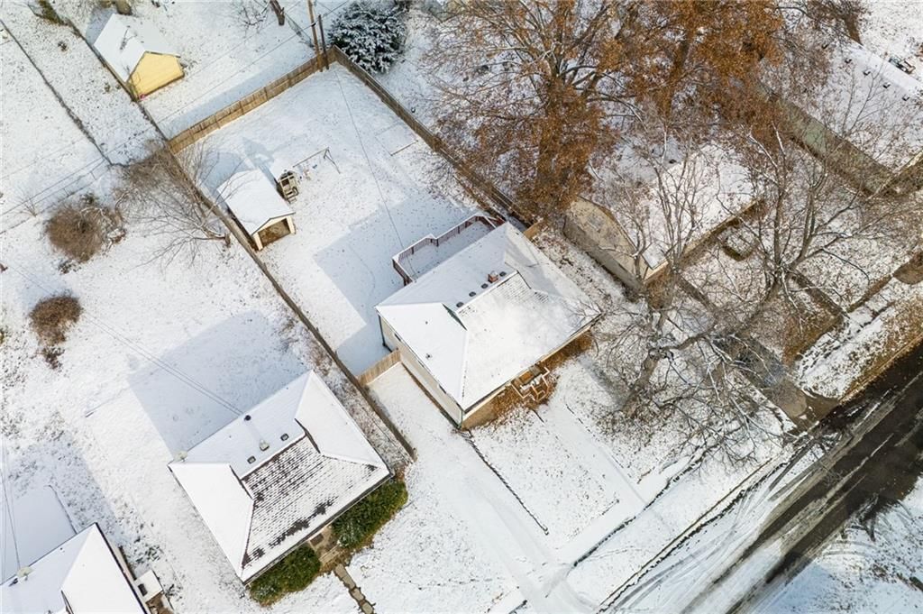 3333 Seneca Street — photo 3
