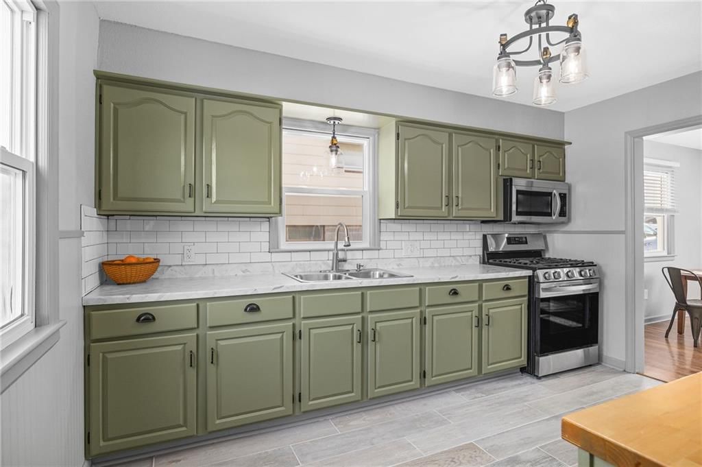 3333 Seneca Street — photo 8
