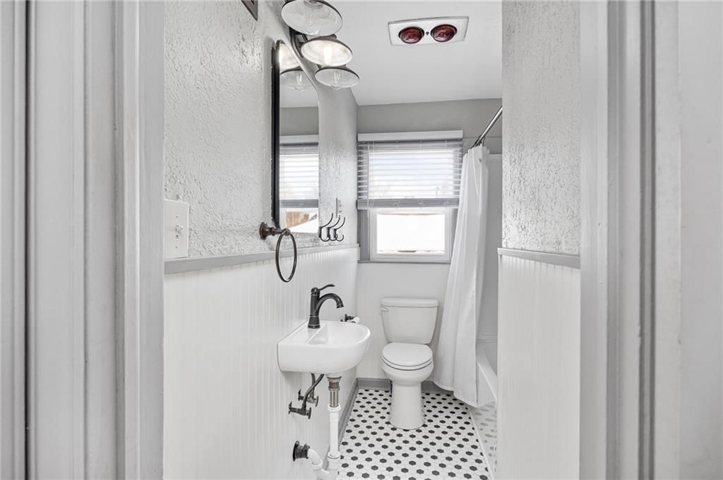 3333 Seneca Street — photo 11