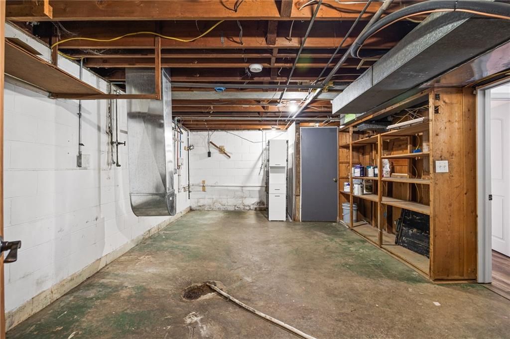 3333 Seneca Street — photo 24