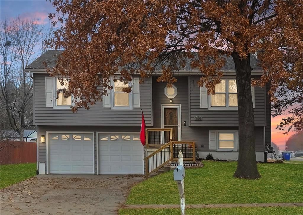 708 E Parma Way — photo 2