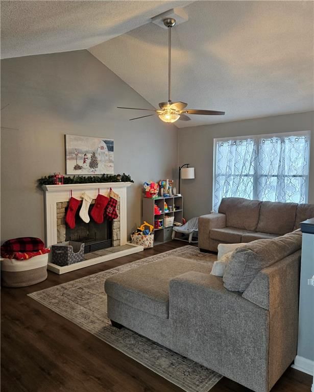 708 E Parma Way — photo 4