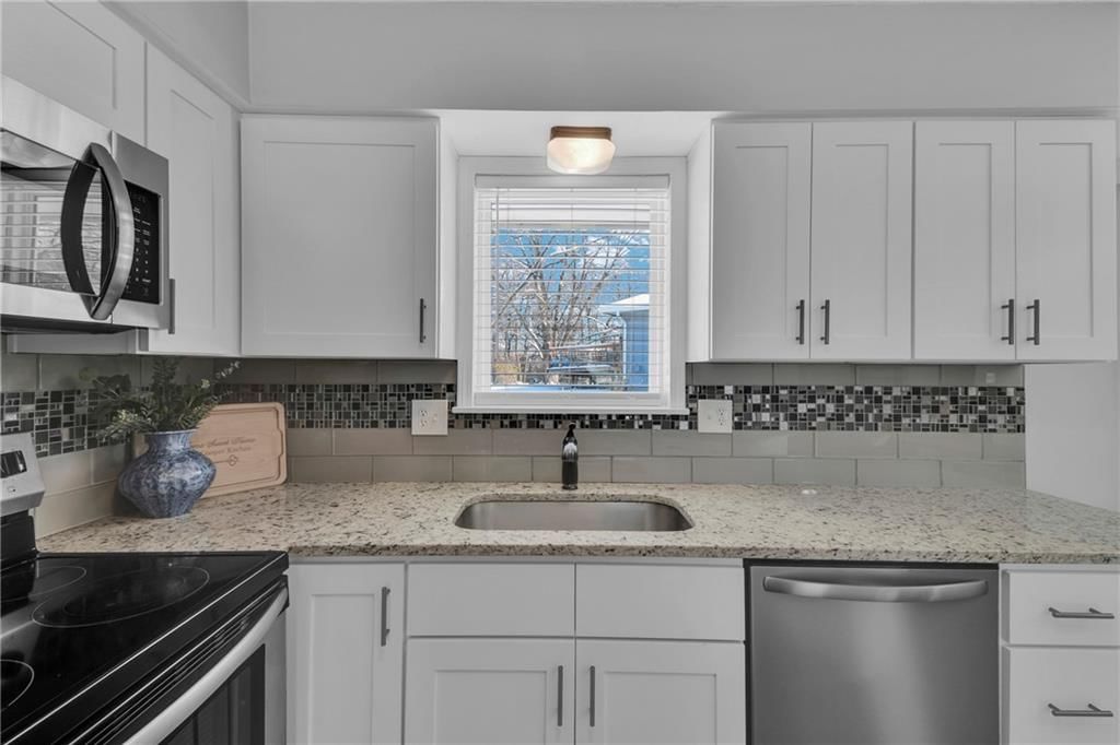 3609 SW Harbor Circle — photo 11