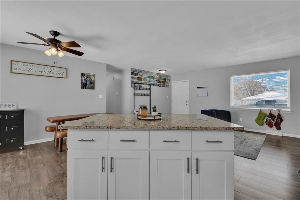 3609 SW Harbor Circle — photo 12