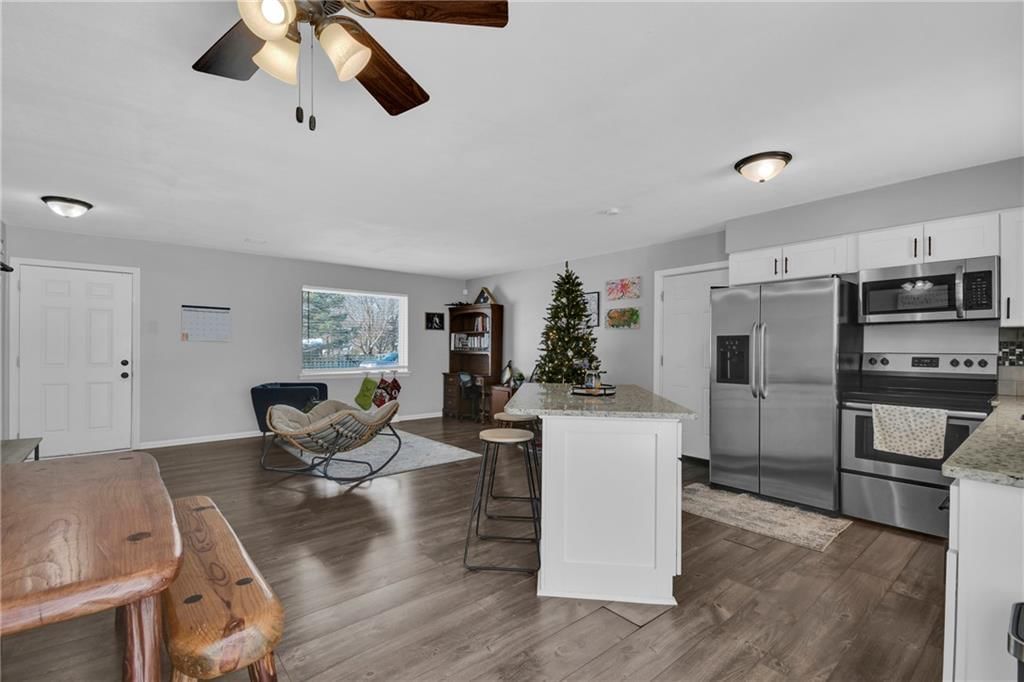 3609 SW Harbor Circle — photo 14