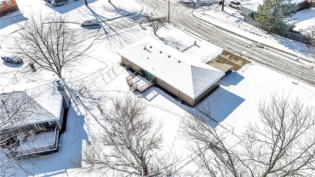 3609 SW Harbor Circle — photo 37