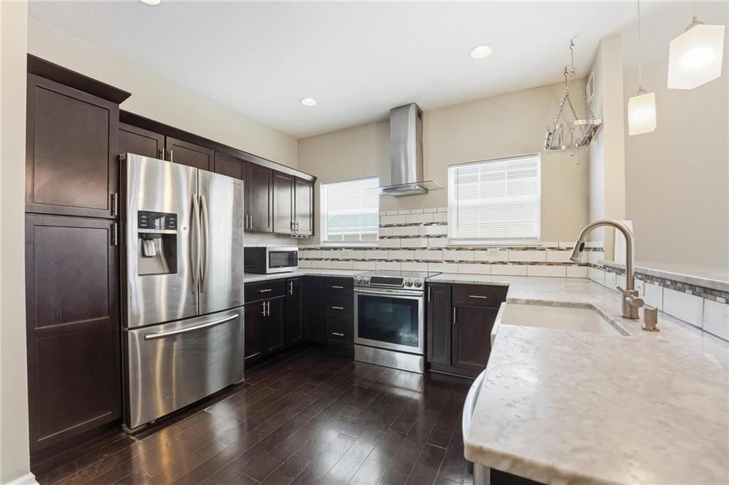 2116 Garfield Avenue — photo 10