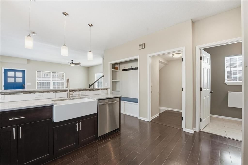 2116 Garfield Avenue — photo 11
