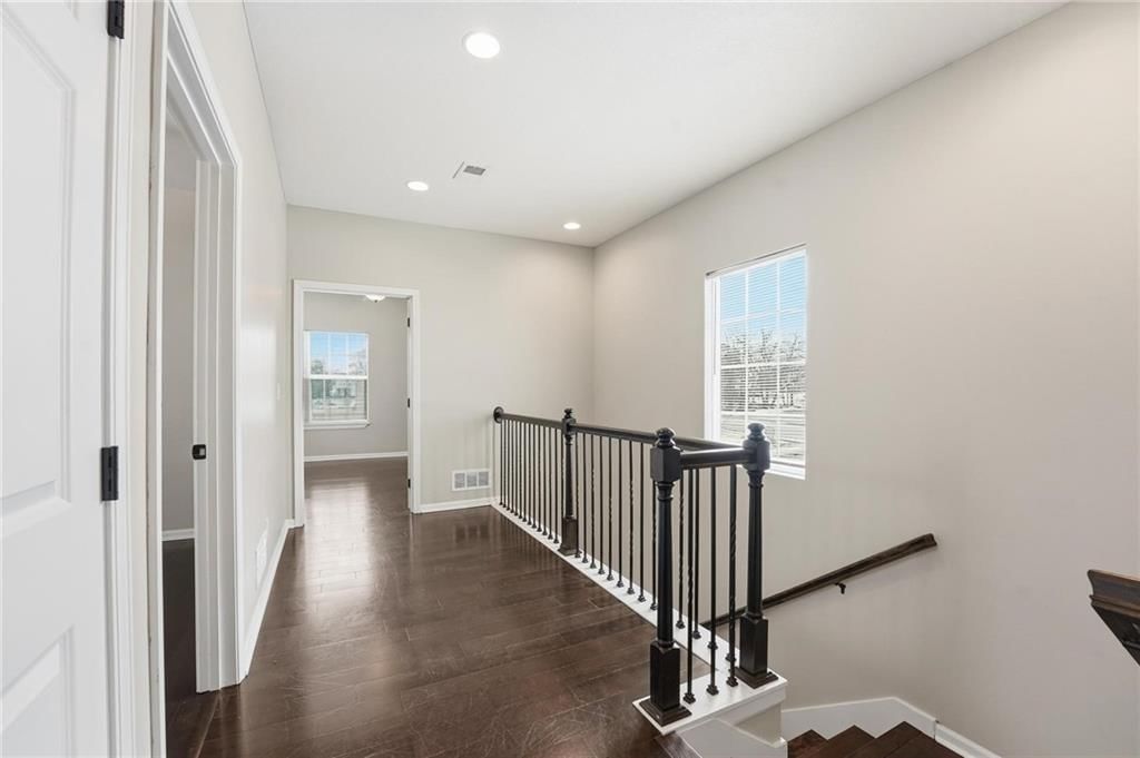 2116 Garfield Avenue — photo 15