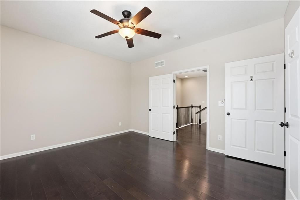 2116 Garfield Avenue — photo 16