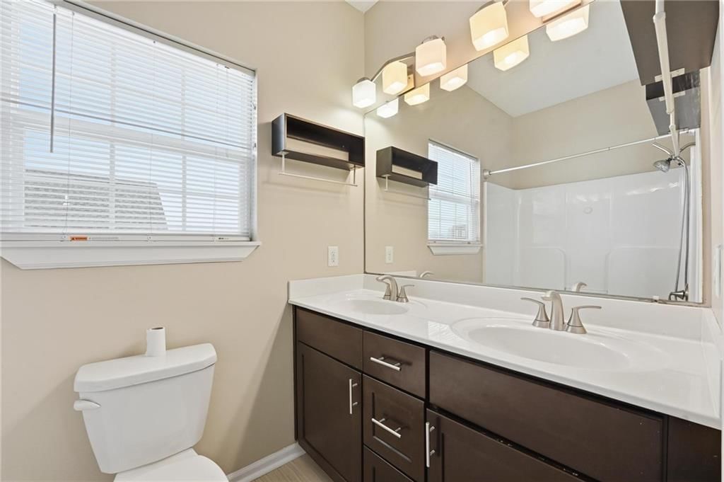 2116 Garfield Avenue — photo 19