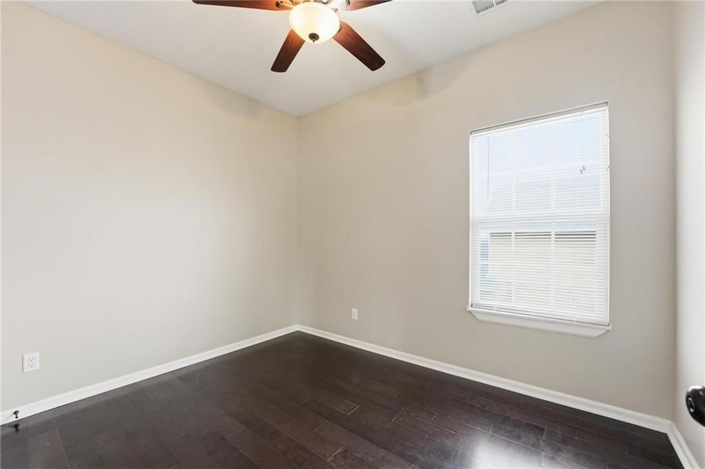 2116 Garfield Avenue — photo 20