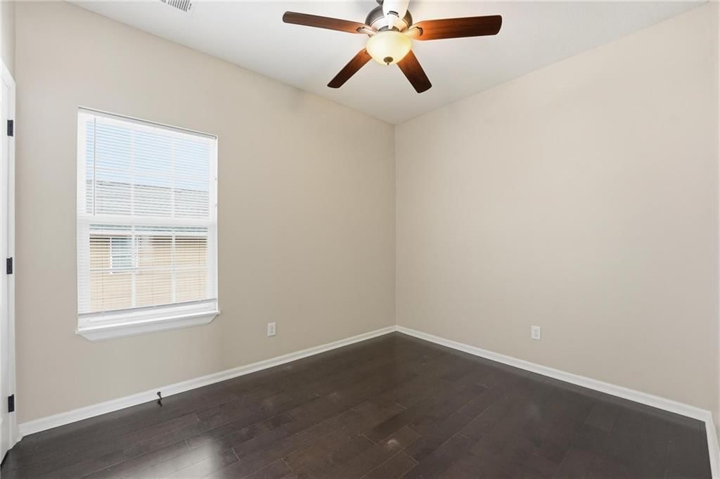 2116 Garfield Avenue — photo 22