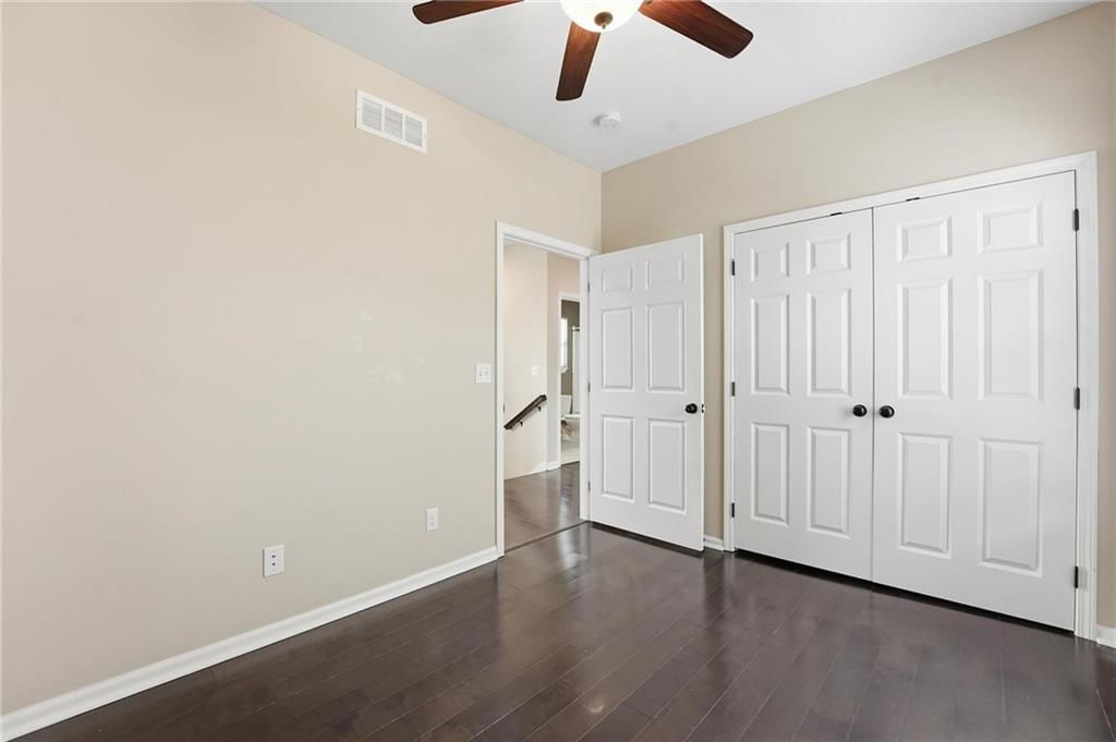 2116 Garfield Avenue — photo 23