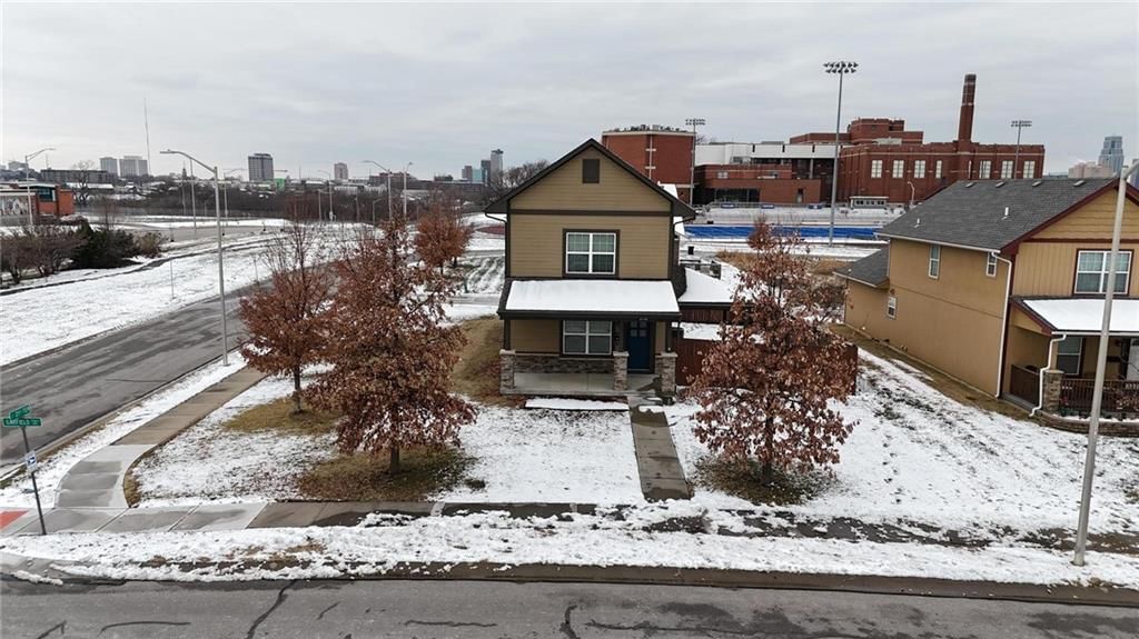 2116 Garfield Avenue — photo 34