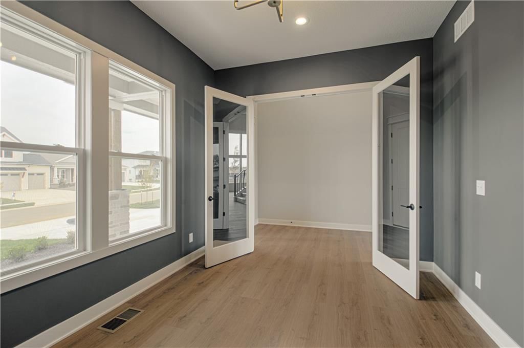 17168 S Laurelwood Street — photo 5
