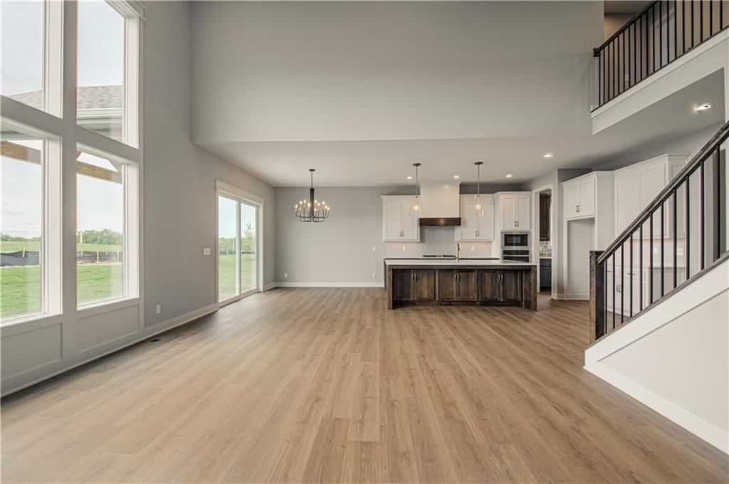 17168 S Laurelwood Street — photo 10