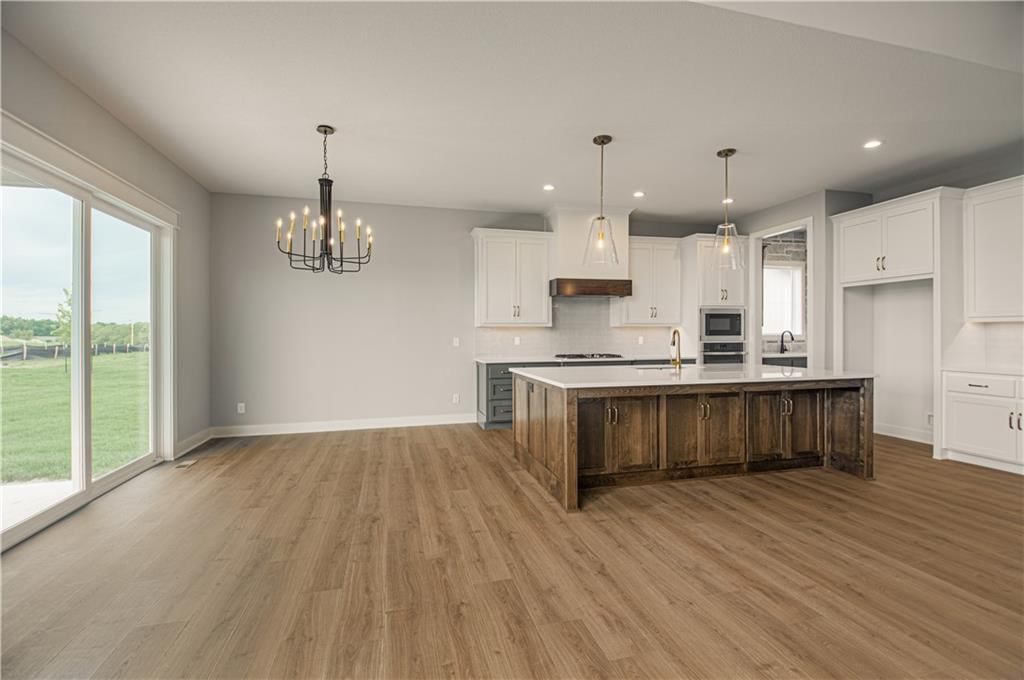 17168 S Laurelwood Street — photo 11
