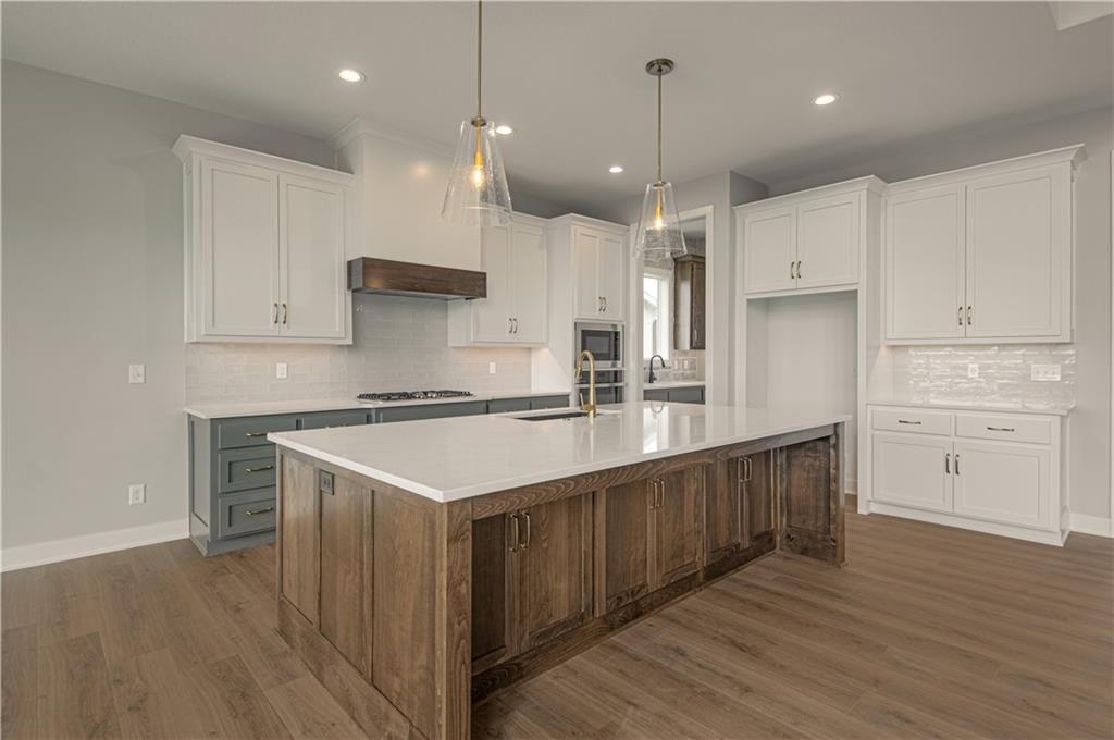 17168 S Laurelwood Street — photo 13