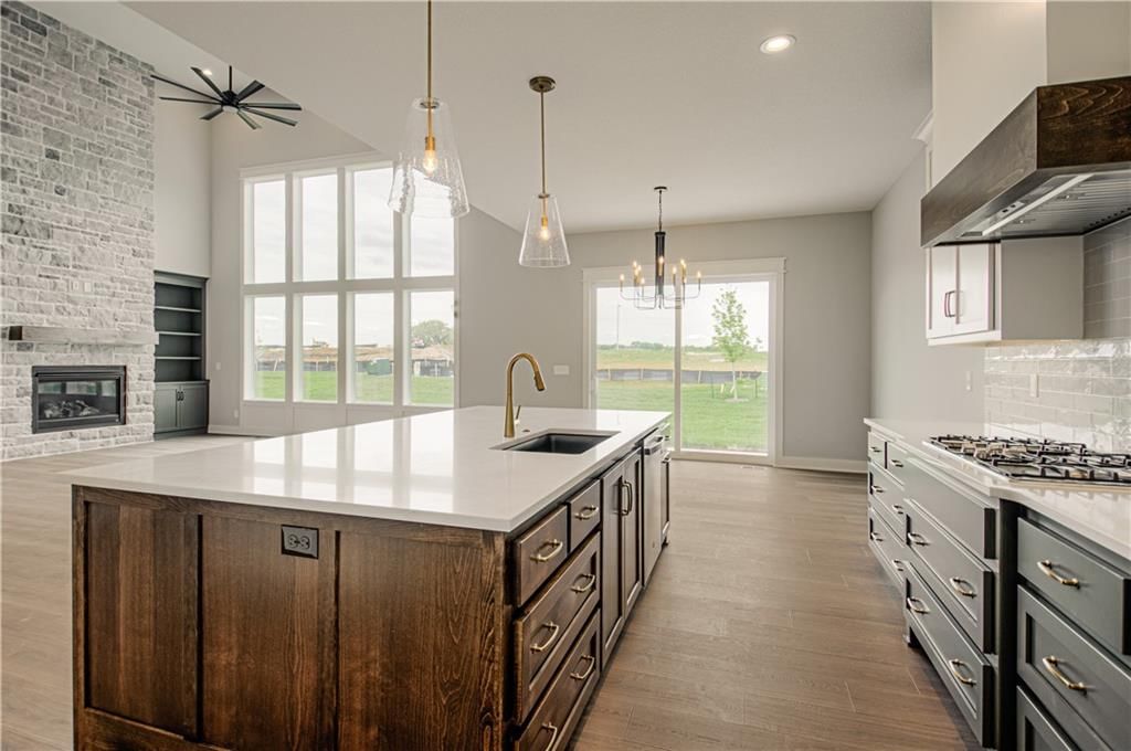 17168 S Laurelwood Street — photo 15