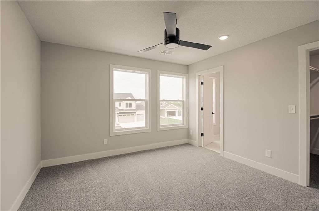17168 S Laurelwood Street — photo 32