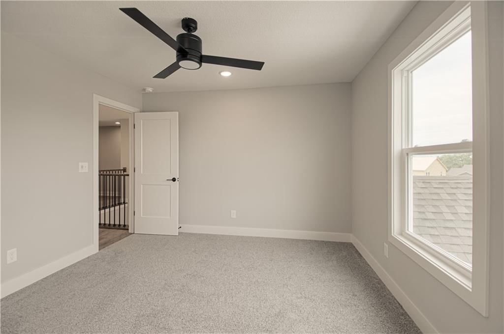 17168 S Laurelwood Street — photo 33