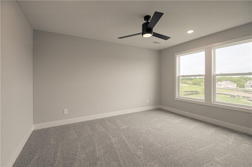 17168 S Laurelwood Street — photo 39