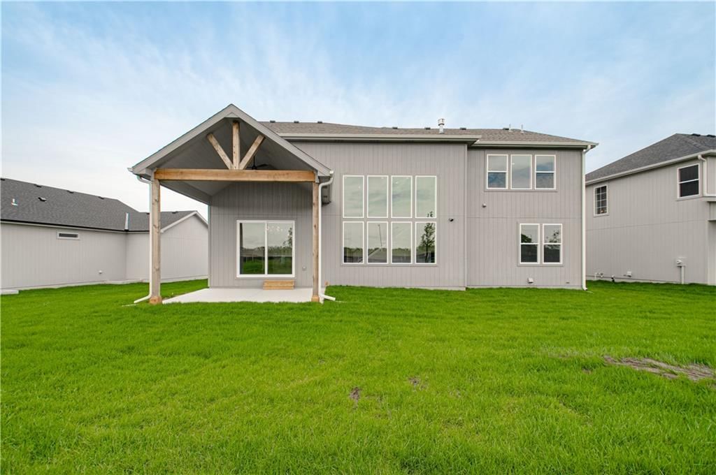 17168 S Laurelwood Street — photo 45