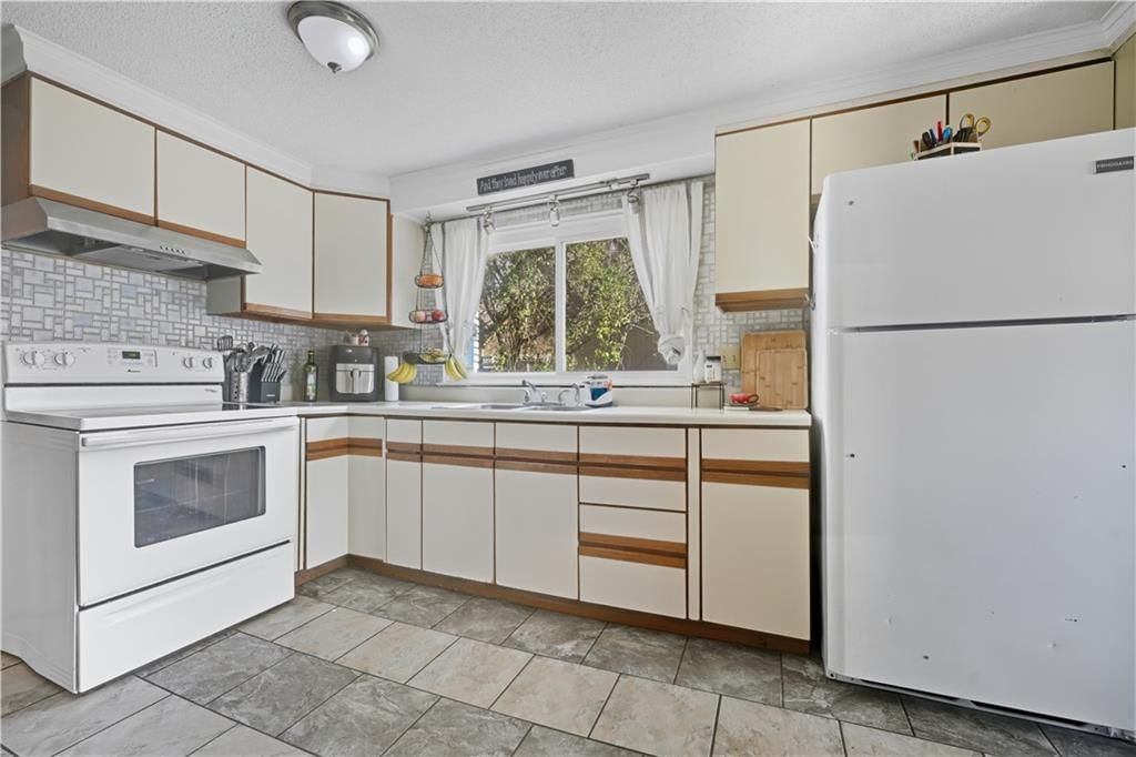 5636 Pitkin Street — photo 8
