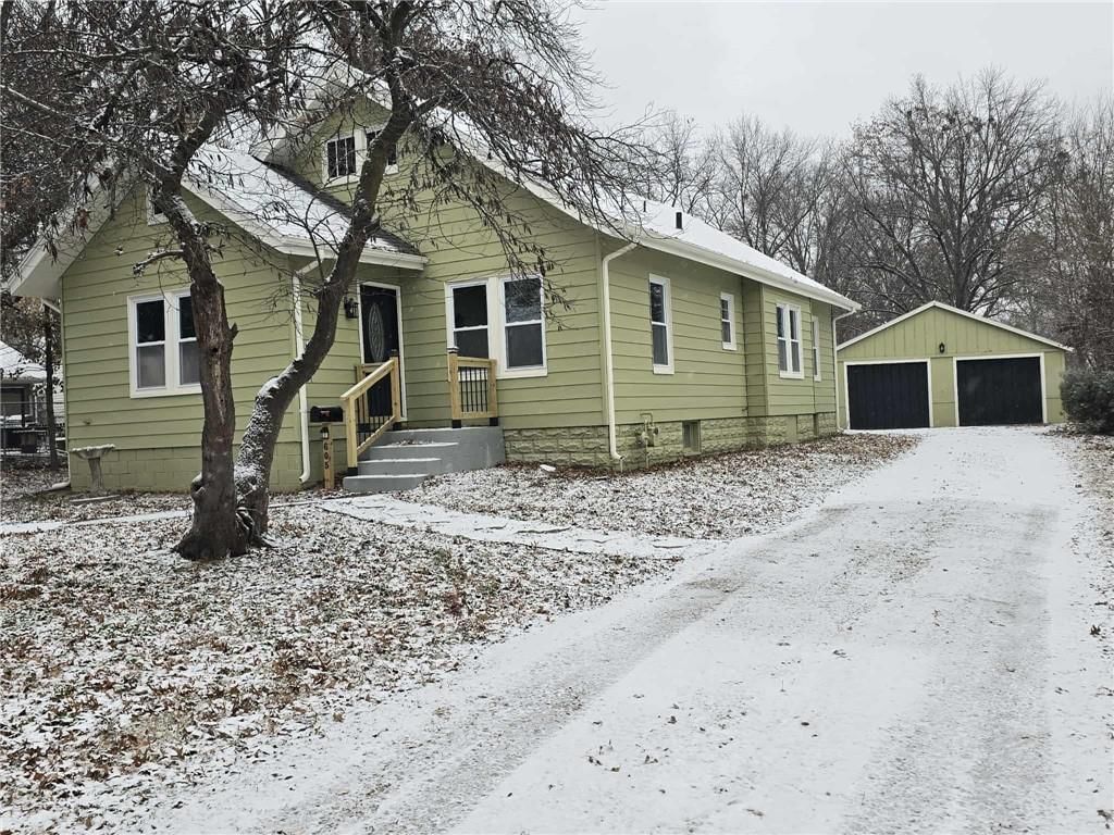 605 E Grandriver Street, Clinton, MO