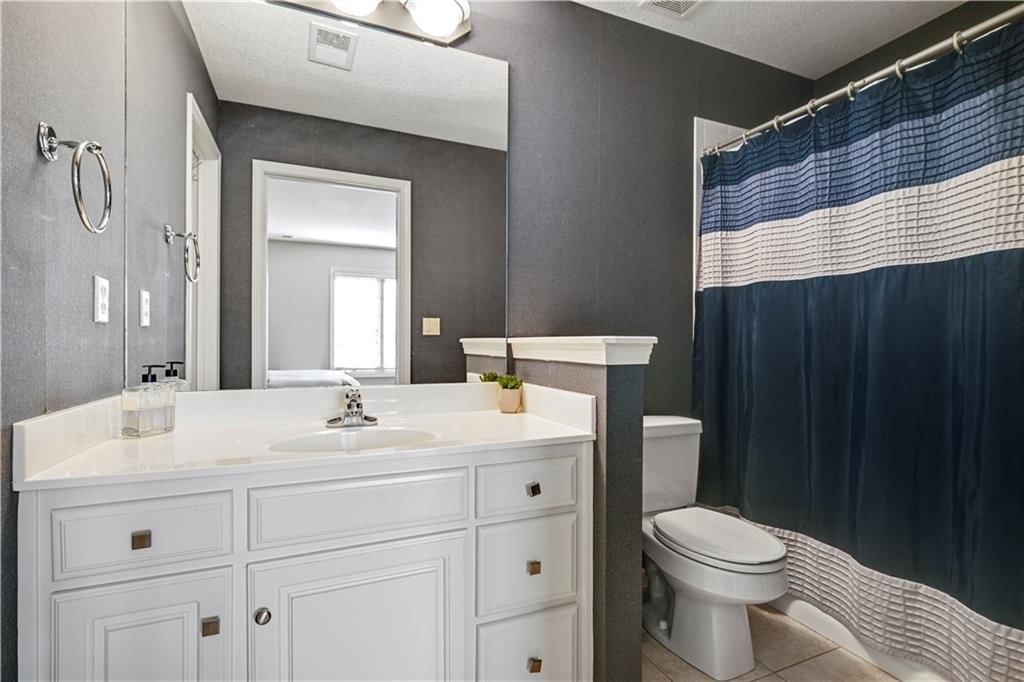 2707 W 139th Street — photo 39