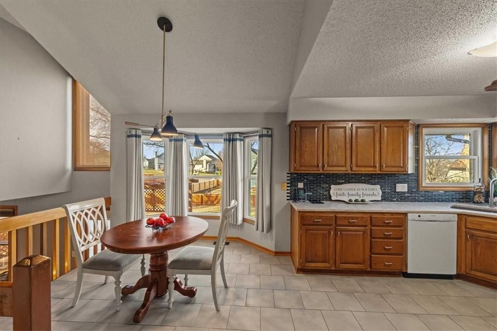 15778 Horton Street — photo 3