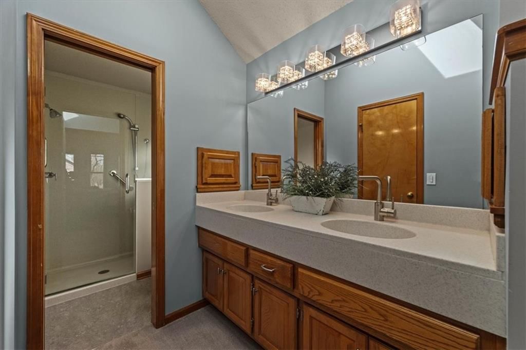15778 Horton Street — photo 6