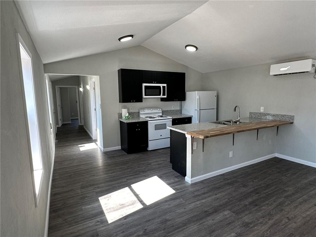 1822 S Hawthorne Avenue — photo 7