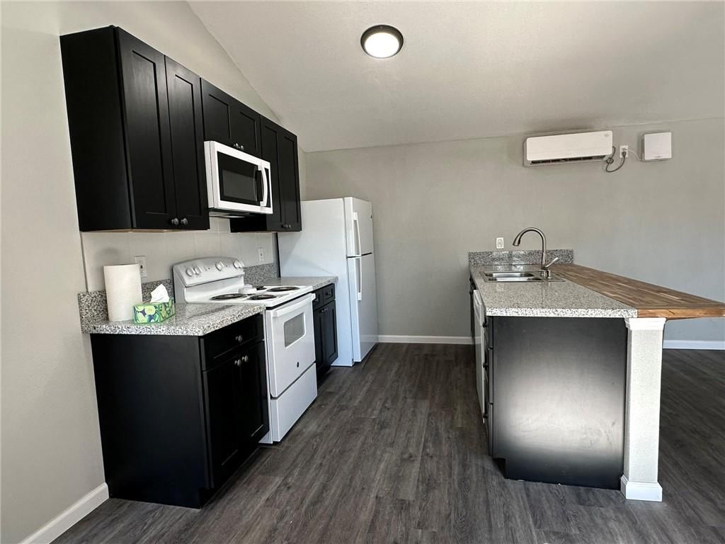 1822 S Hawthorne Avenue — photo 8